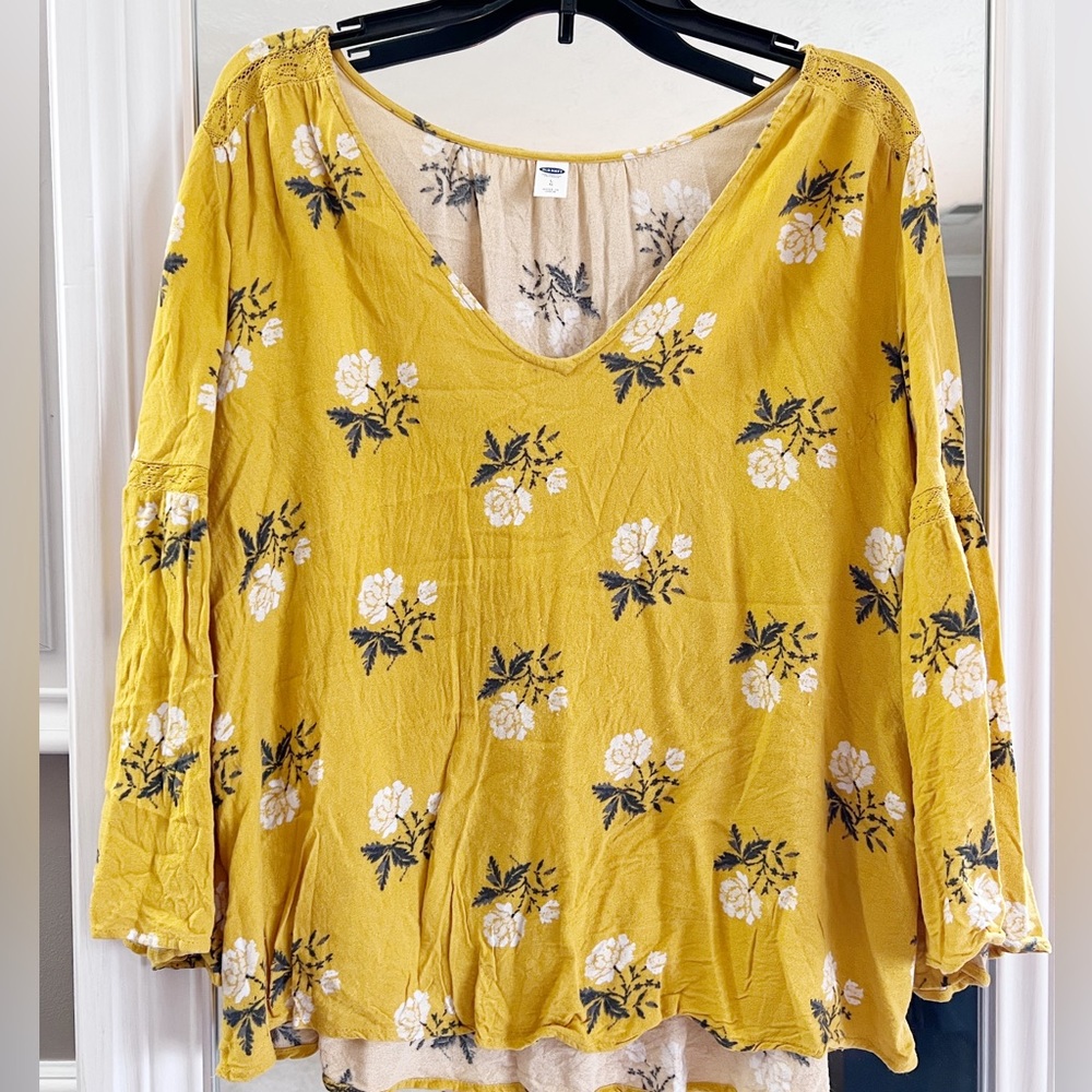 Old Navy Floral Blouse